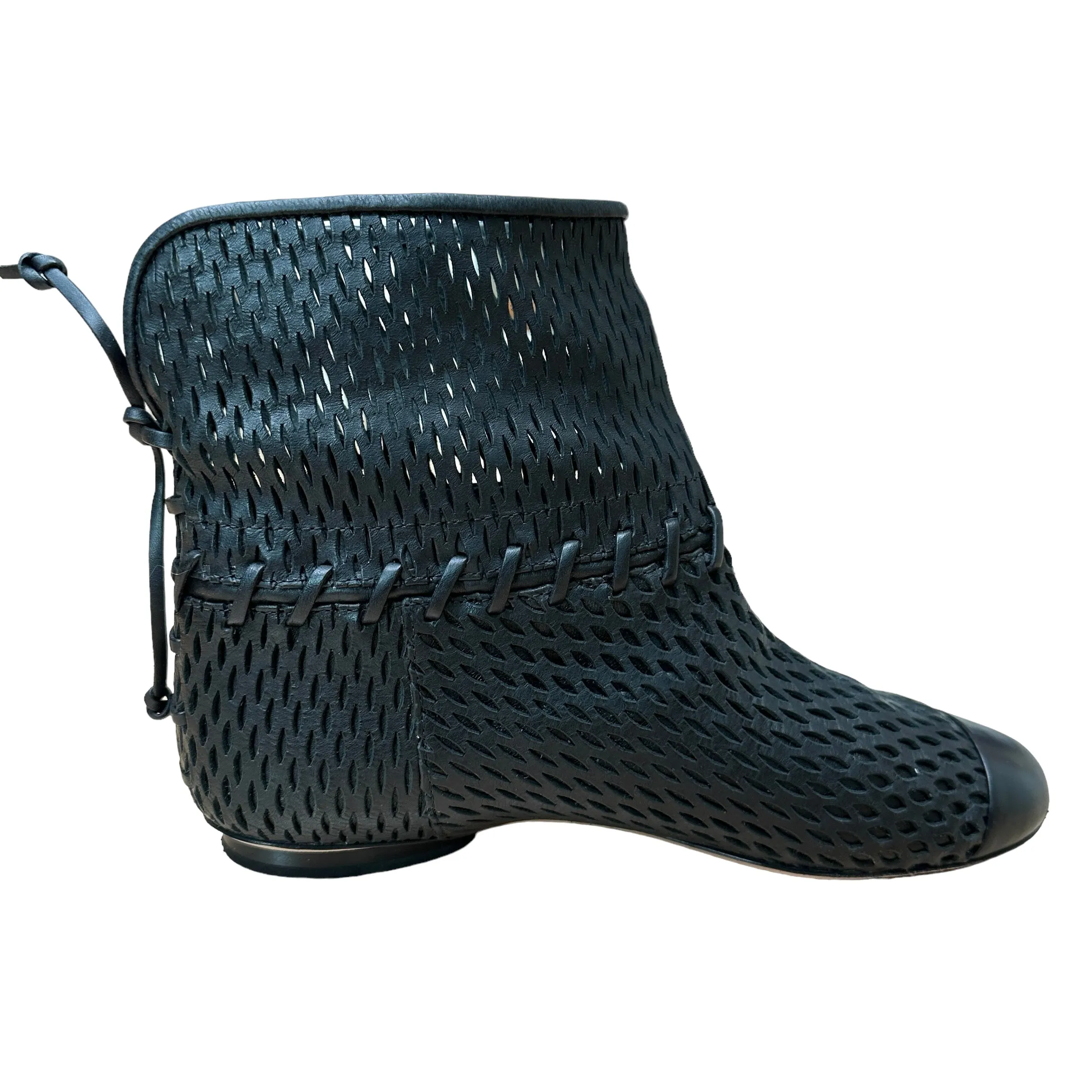 Black Low Boots - 7.5