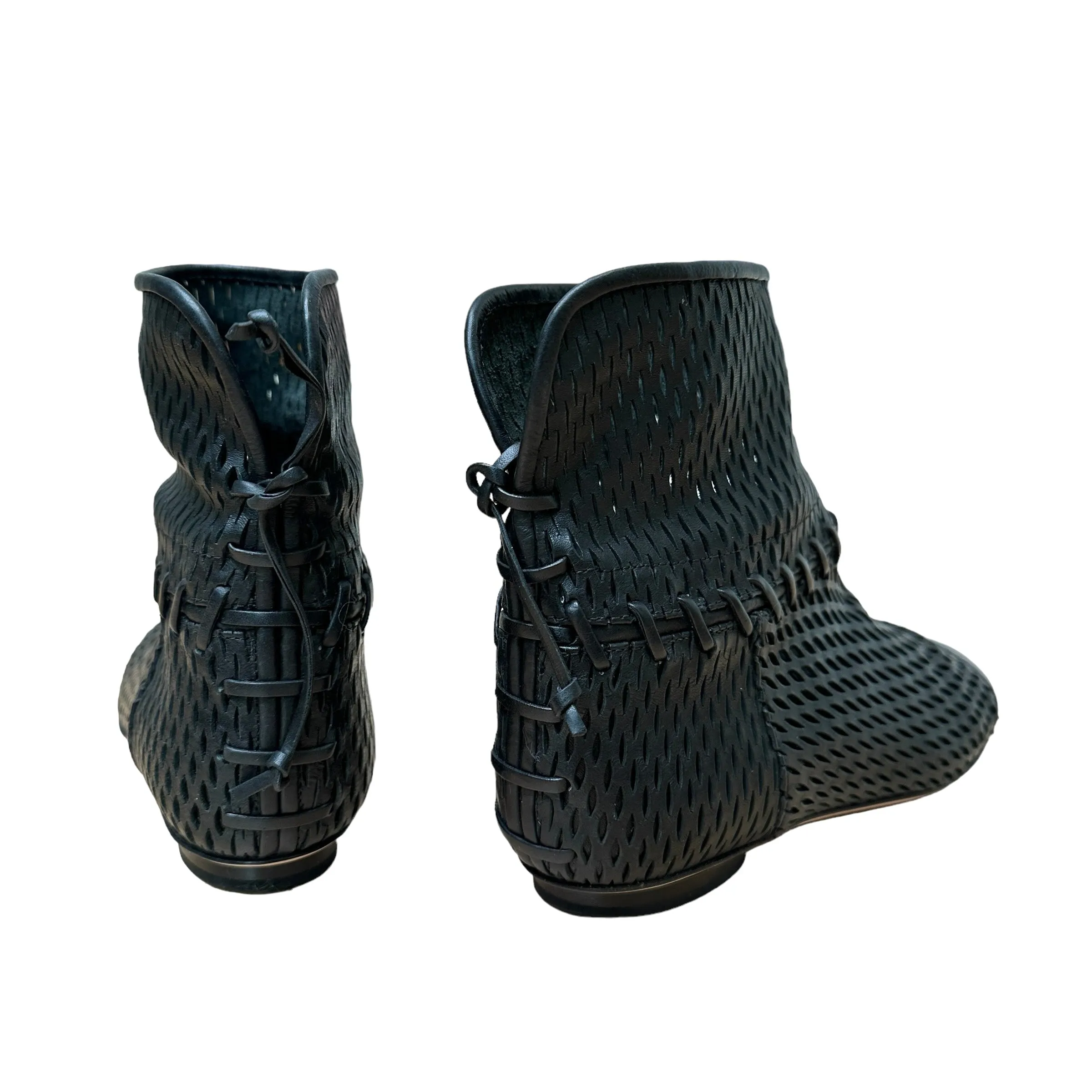 Black Low Boots - 7.5