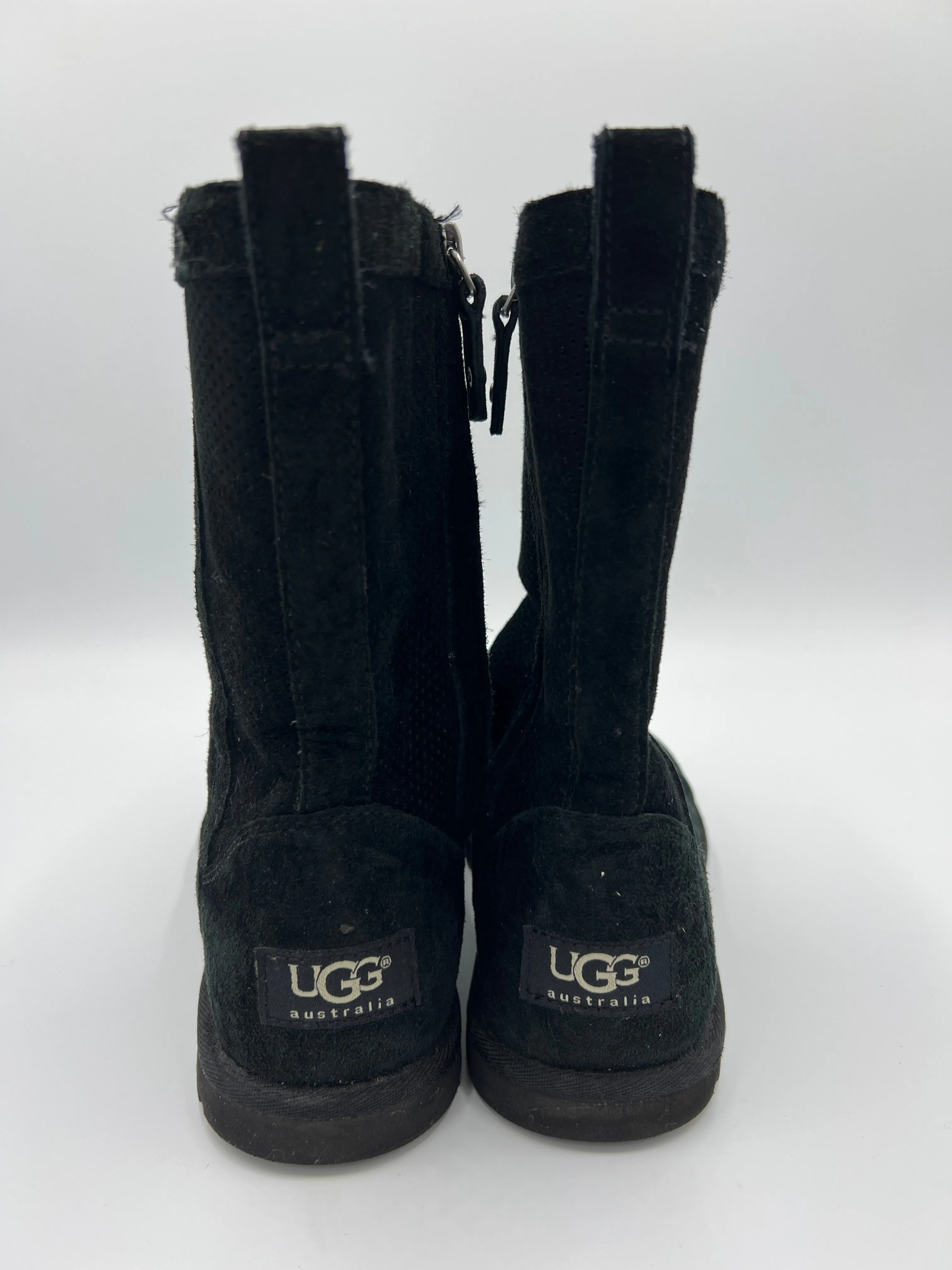 Boots Designer By UGG  Size: 6