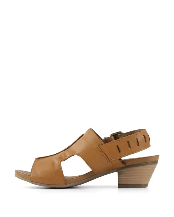 BUENO RICA MID HEELS