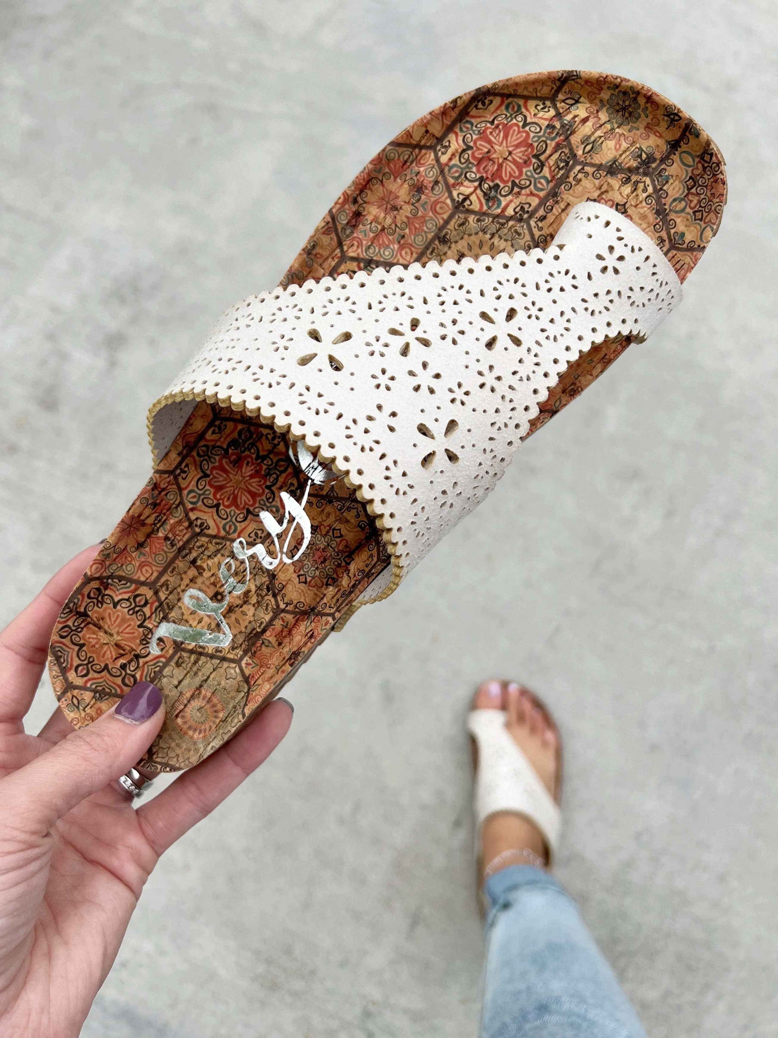 Very G Every Angle Sandals in Cream (SALE)